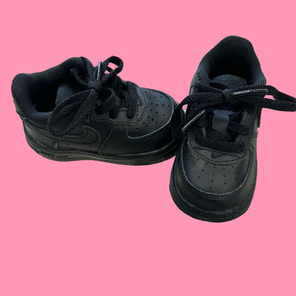 Nike Shoes, 4 little kid