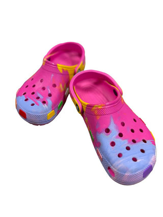 Crocs Rainbow Tie Dye Shoes, 5 big kids