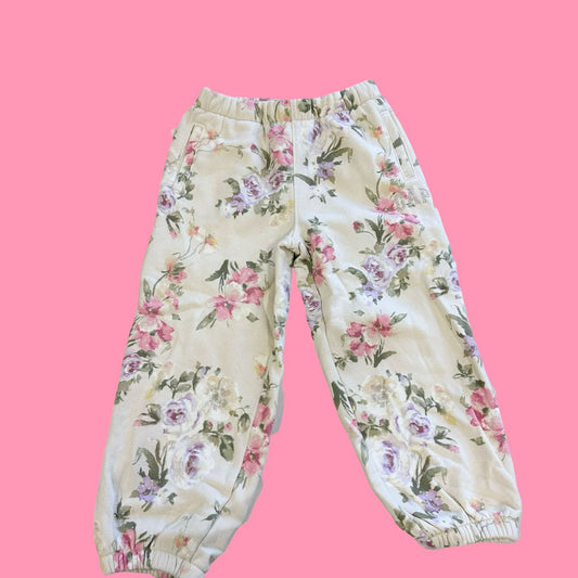 Love Shack Fancy X Gap Sweatpants new with tags, 5 years