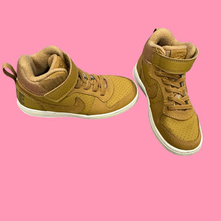 Nike shoes, 11.5 little kid