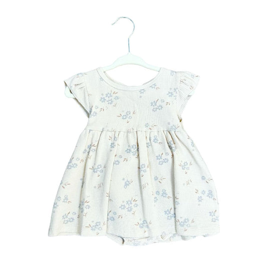 Quincy Mae Flutter Sleeve Dress Blue New with tags, 3-6 months