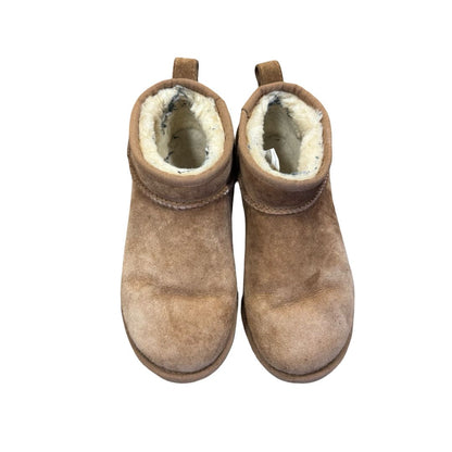 Ugg Classic Beige Ultra Mini Shearling Boot, 6 big kid