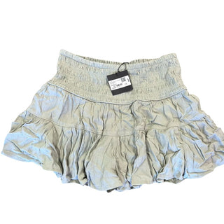 G edition skirt new with tags, xs