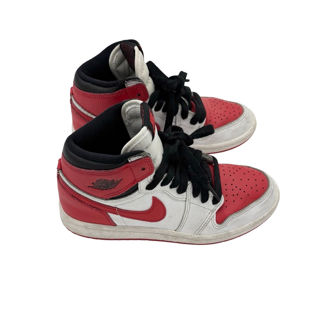 Nike red/white Air Jordan Retro high top, 2 big kid