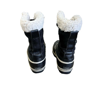 Sorel big kid boots, 4