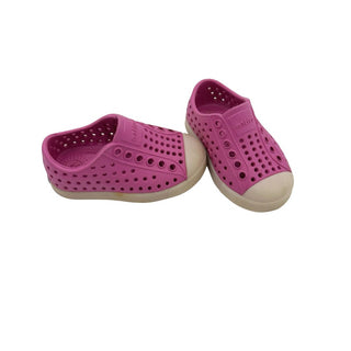 Natives sandals, 4 todder