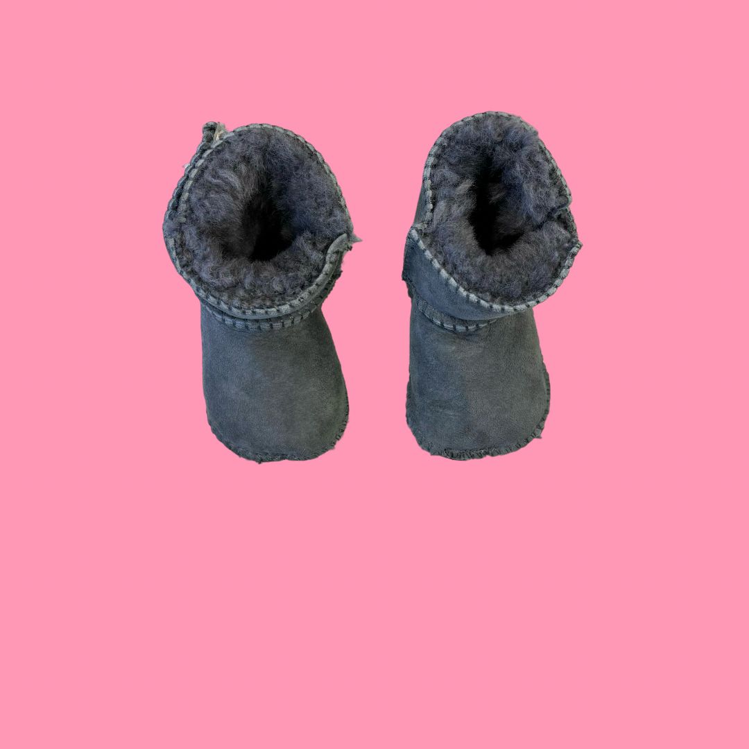 Ugg boots, 0-6m