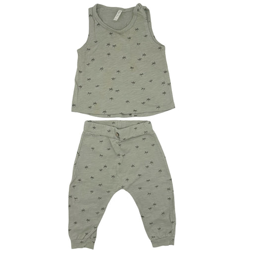Rylee + Cru set slight stain on tank top, 6-12 months