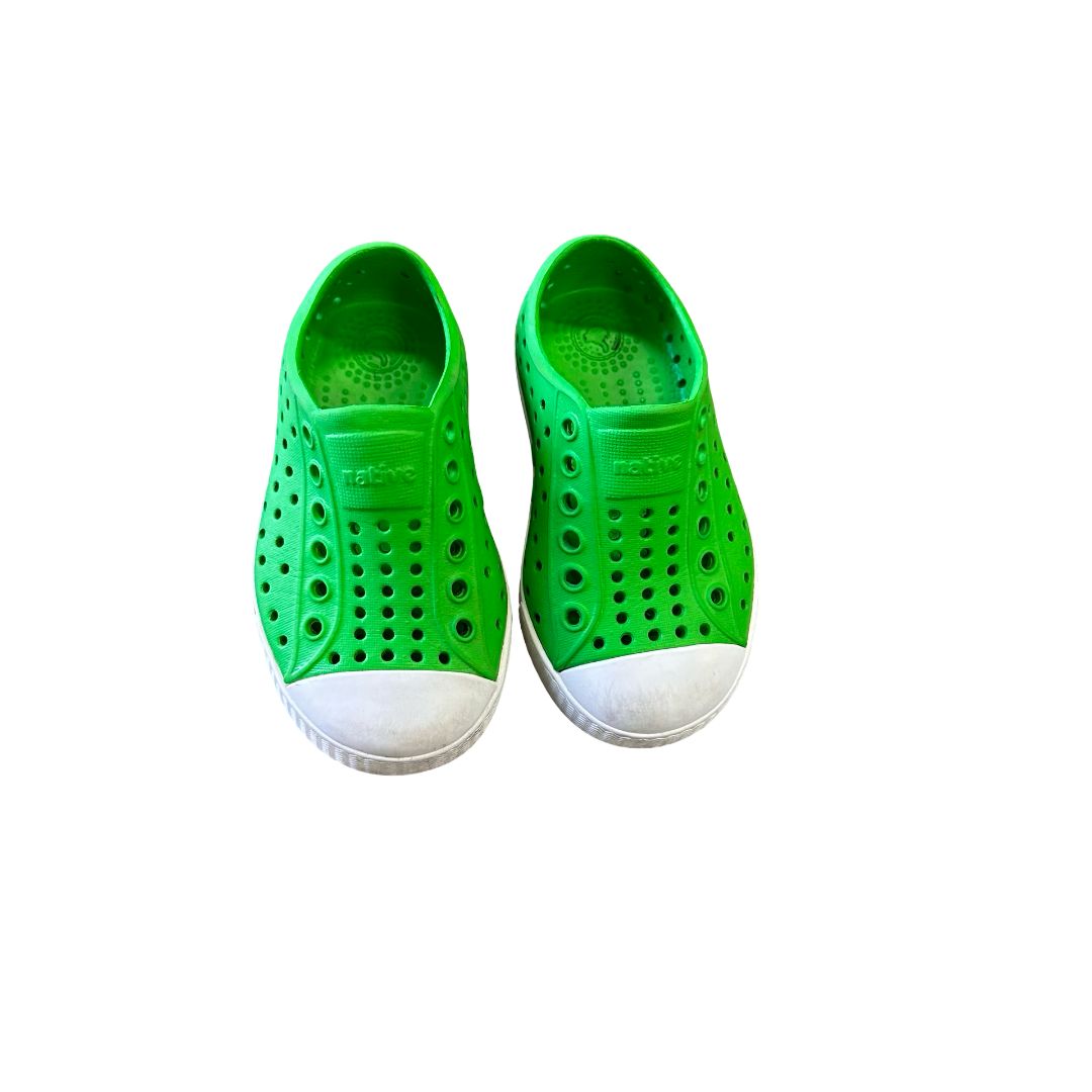 Natives shoes, 8 little kid