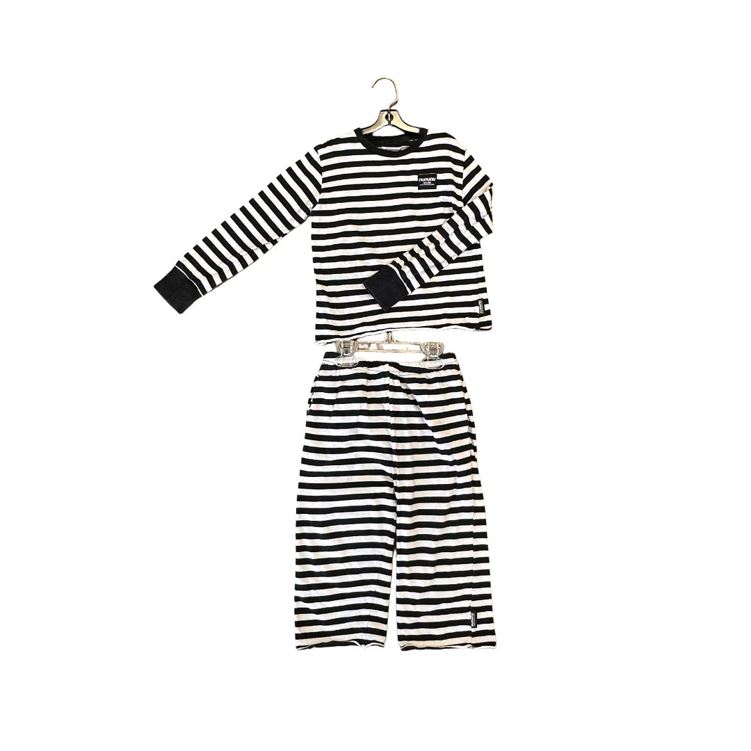 Nununu lounge sets, 4-5 years