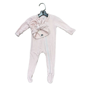 Kyte Baby Pink Ribbed Zipper Footie with Hat, 0-3 months