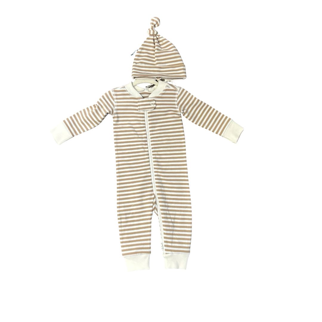 Quincy Mae Sample Sleeper + hat set, 3-6 Months