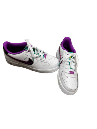 Nike sneakers , 7 big kid