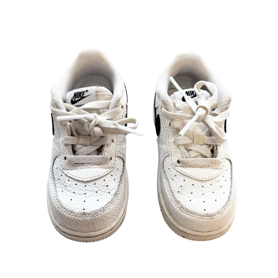 Nike shoes, 8 little kid