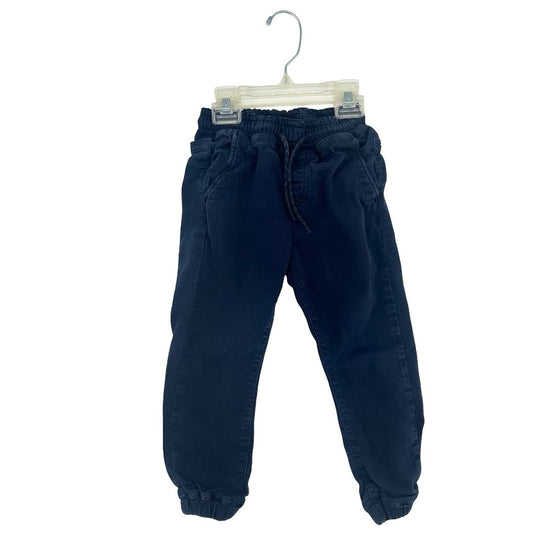 Finger in the nose pants, 4 years