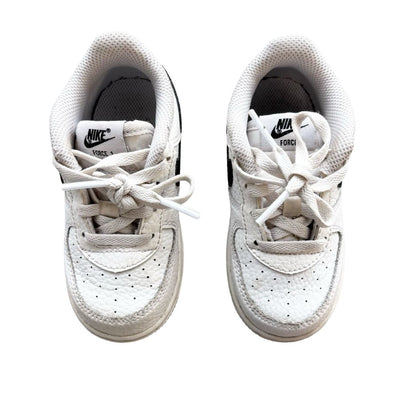 Nike shoes, 8 little kid