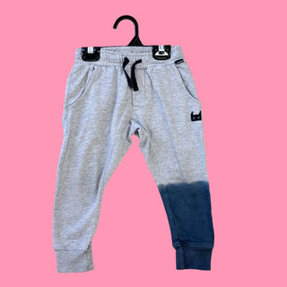 Munster sweatpants, 3 years