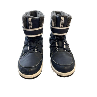Moon Boots boots, 4.5 big kid
