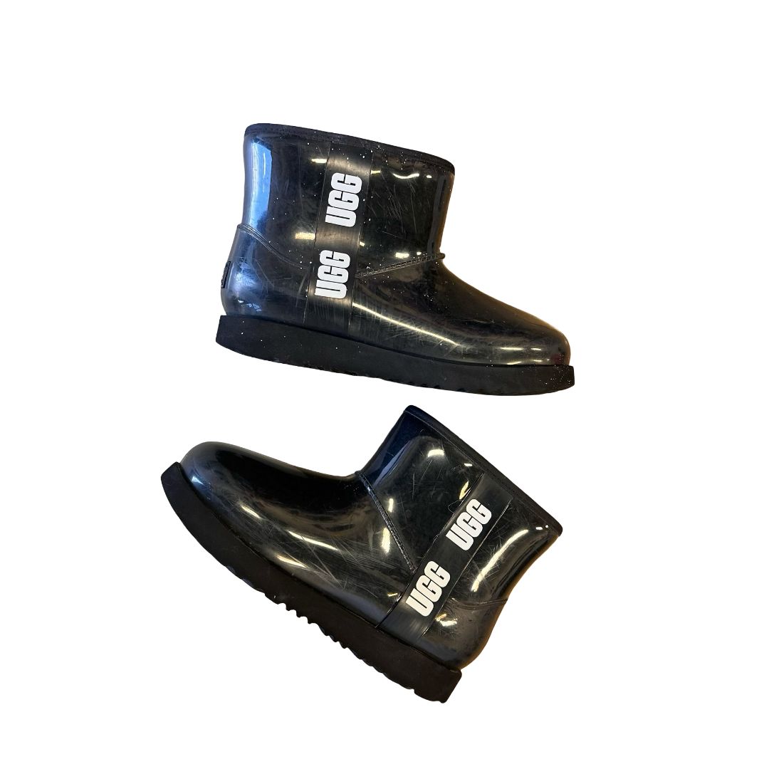 Ugg boots, 4 big kids