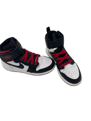 Nike Air Jordan 1 high FlyEase red/black/white, 4.5 big kid