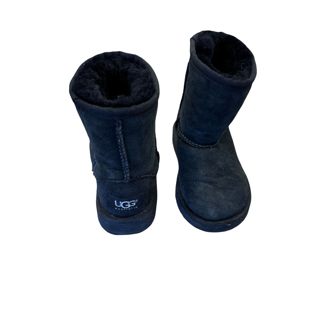 Ugg Classic Black Ugg, 9 little kid