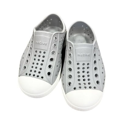 Natives  grey shoes, 7 little kid