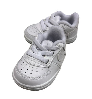 Nike White Nike Shoes, 1 little kid