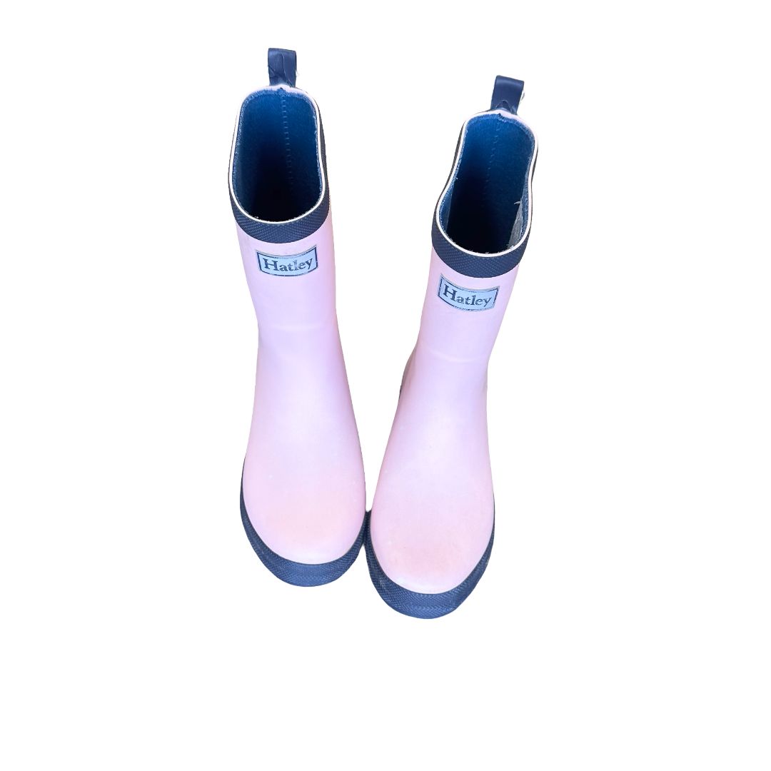 Hatley pink /navy rain boots, 2 big kids