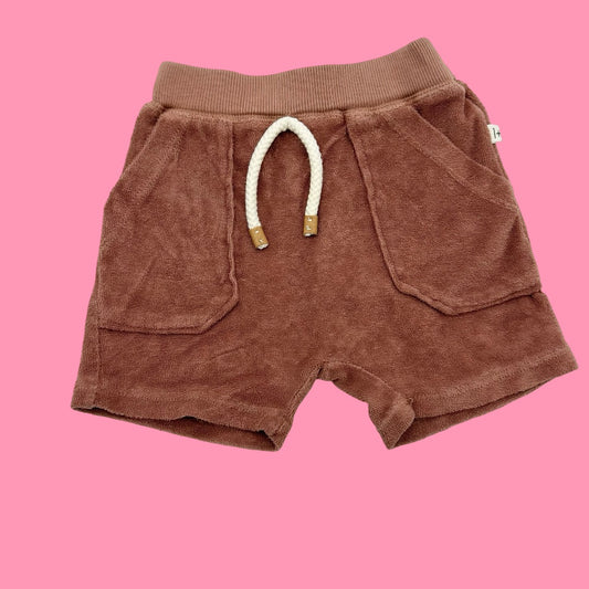 1+ in the Family Terry shorts, 9m