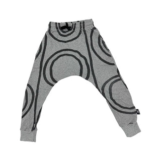 Nununu grey w/black shapes light weight sweatpants, 4-5 years