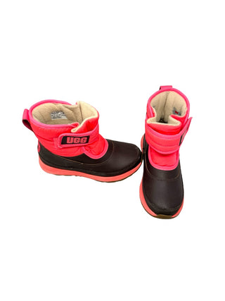 Ugg Boots, 1 big kid