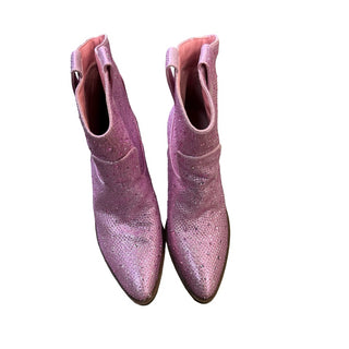 Forever Pink rhinestone cowboy boots, Women’s 8