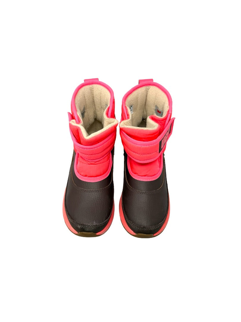 Ugg Boots, 1 big kid