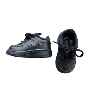 Nike shoes, 4 little kid