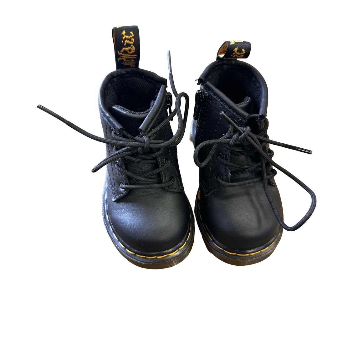 Dr Martens boots, 4 toddler