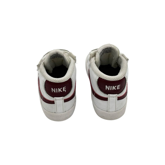 Nike white/burgandy Blazer Mid '77 sneakers, 6 little kid