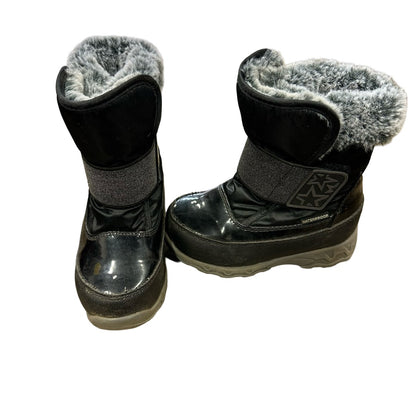 Cougar winter boots, 9