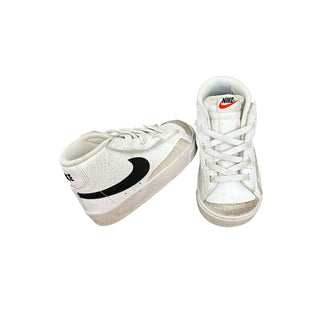 Nike , 6 little kid