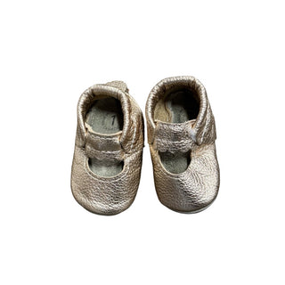 Minimoc Gold crib shoes, 1 little kid