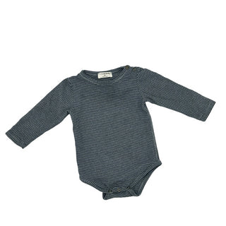 1 + in the Family bodysuit, 9 months