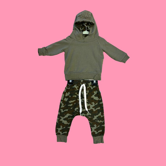 Portage and main Set, 6-12m